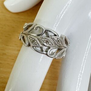 Silver Leaf Design Filigree Band Ring with CZ Accents Size 7